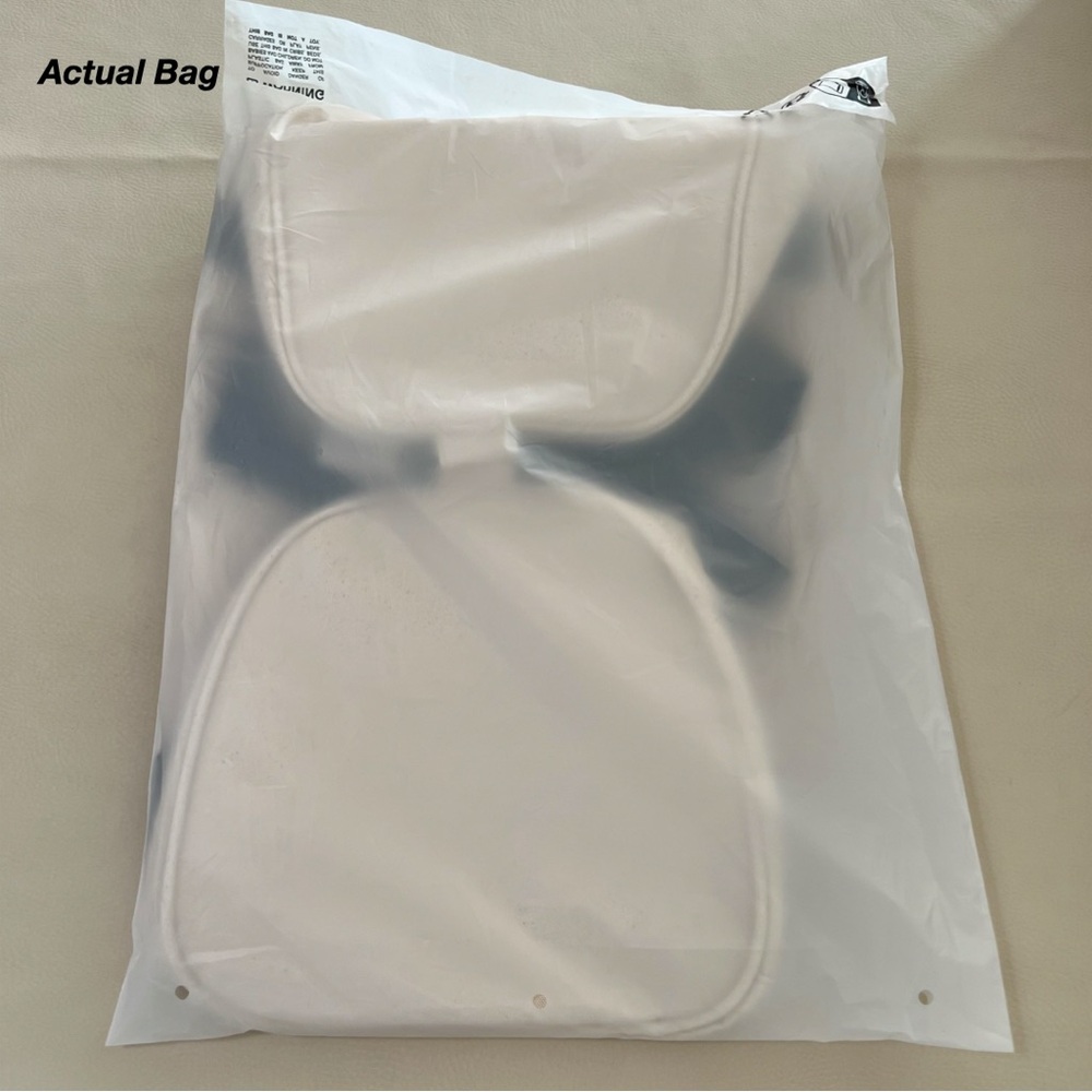 NWT: ADANOLA CONTRAST CANVAS DUFFLE BAG IN CREME/NAVY (O/S) - Picture 5 of 8